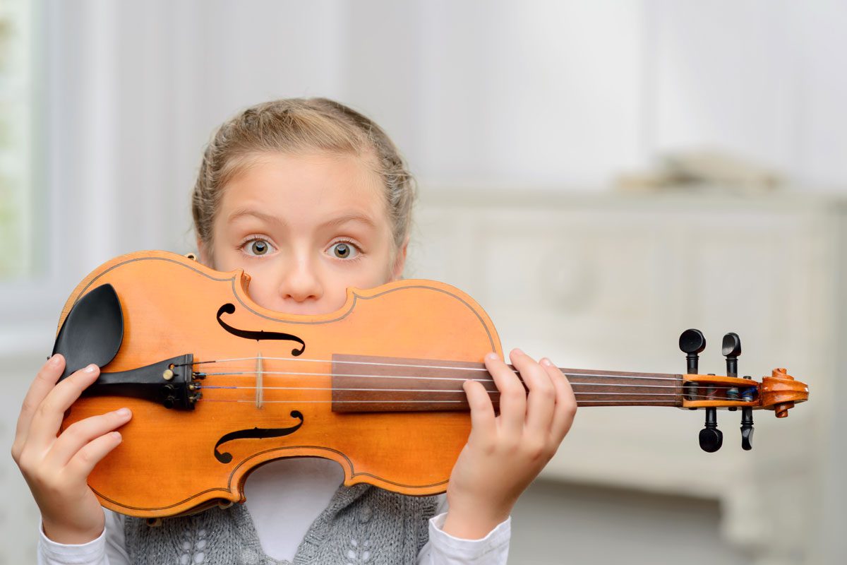 Violin Lessons at the Academy of Music in Oakville
